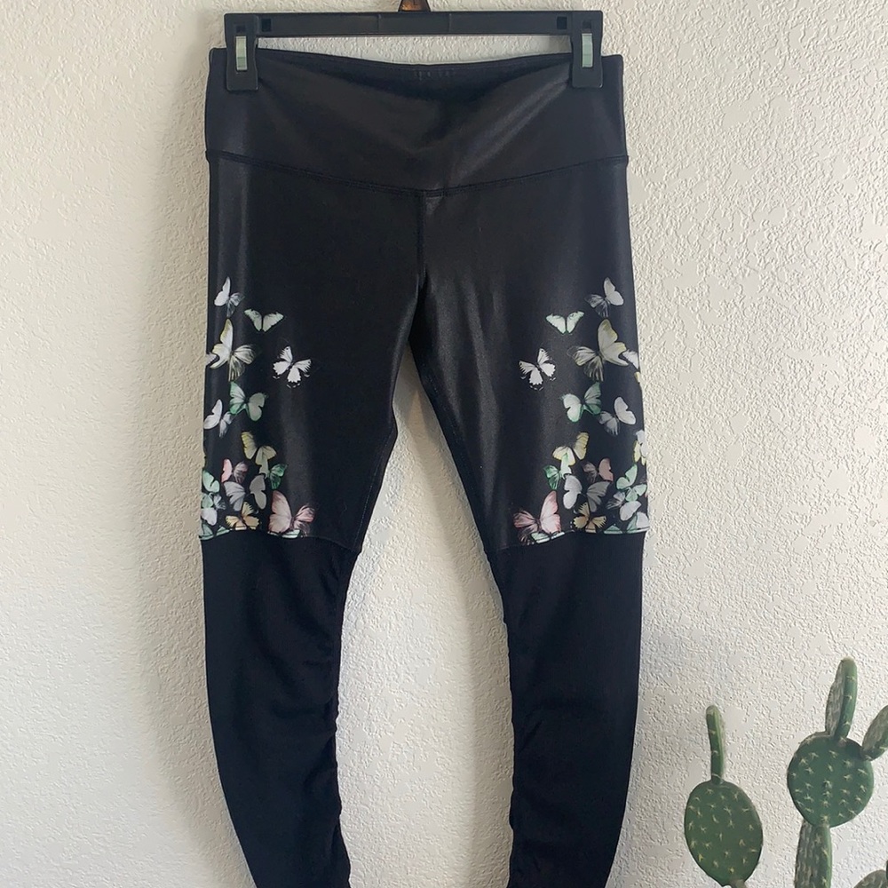 Alo yoga black goddess butterfly legging size small